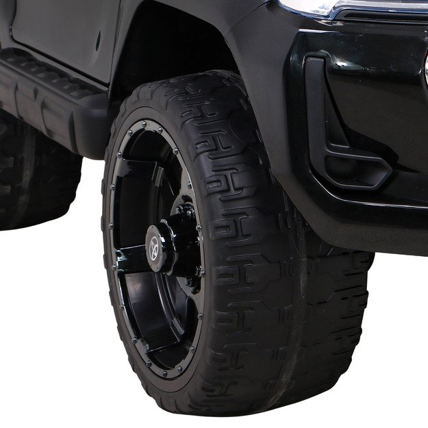 Dvivietis elektromobilis vaikams Toyota Hilux, juodas