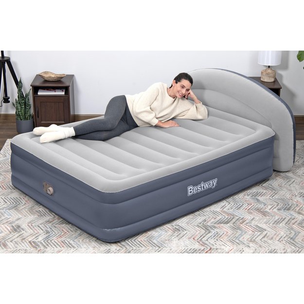 Pripučiamas dvivietis čiužinys 152x229x84cm su įmontuota pompa, Bestway 671BD