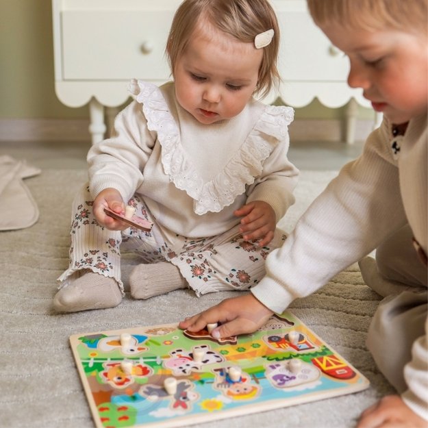 Medinė Montessori fermos dėlionė WOOPIE GREEN 3