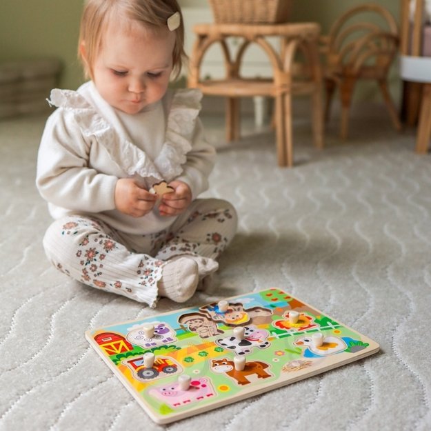 Medinė Montessori fermos dėlionė WOOPIE GREEN 4