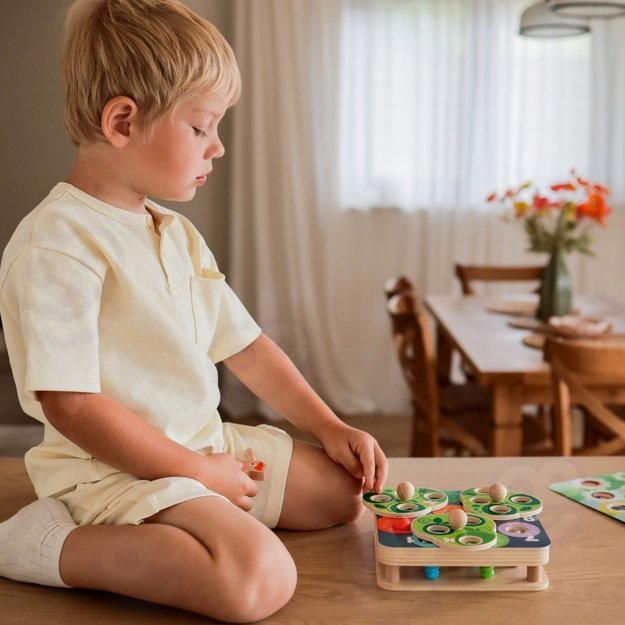 Medinis vikrumo žaidimas „Ištrauk vikšrus“ 2in1, TOOKY TOY  4
