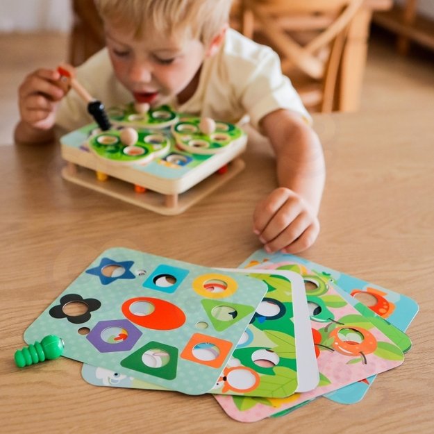 Medinis vikrumo žaidimas „Ištrauk vikšrus“ 2in1, TOOKY TOY  10