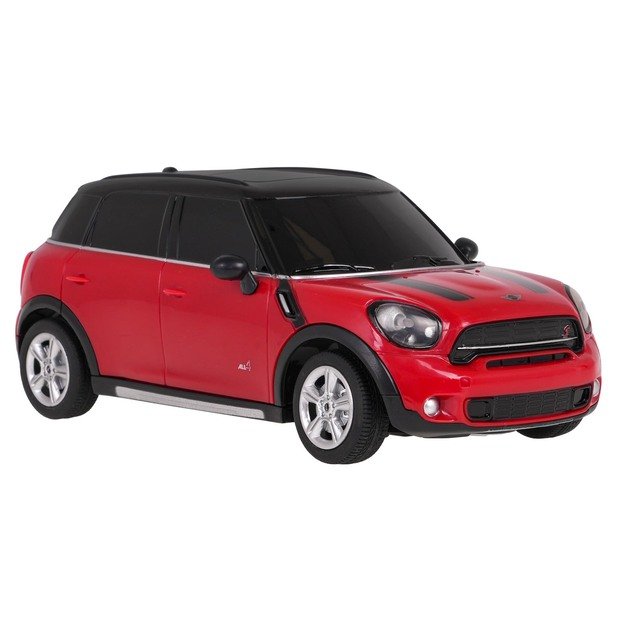 Nuotoliniu būdu valdomas Mini Countryman automobilis, raudonas