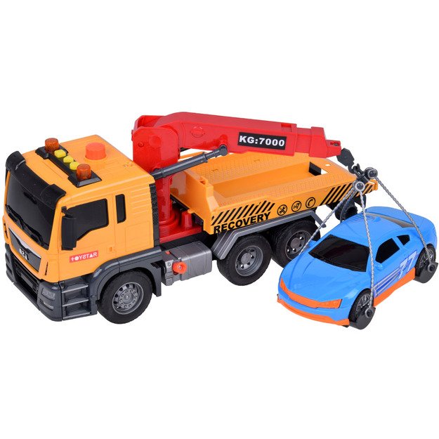 Sunkvežimis transporteris su kranu ir sportiniu automobiliu 