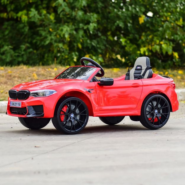 Vienvietis elektromobilis vaikams BMW M5, raudonas lakuotas