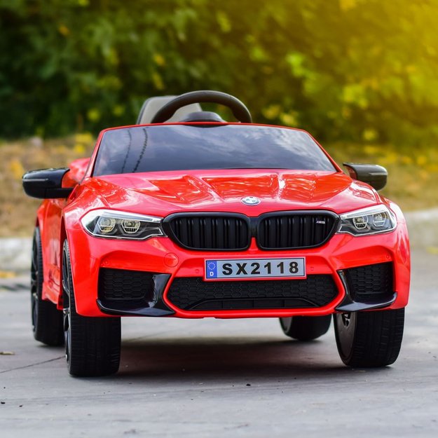 Vienvietis elektromobilis vaikams BMW M5, raudonas lakuotas