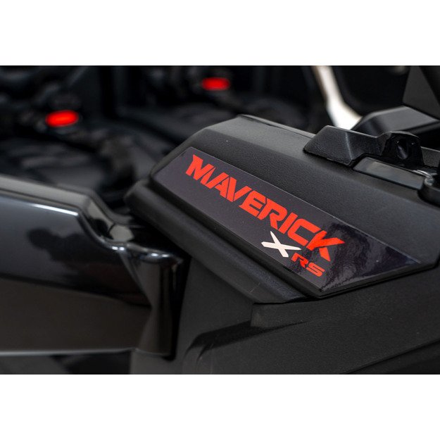 Dvivietis bagis Can-am Maverick Turbo RR STRONG, juodas