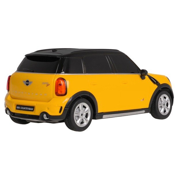 Nuotoliniu būdu valdomas Mini Countryman automobilis, geltonas