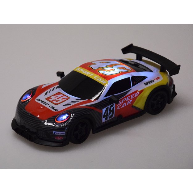 Nuotoliniu būdu valdomas sportinis „Drift Super Race“ automobilis, raudonas