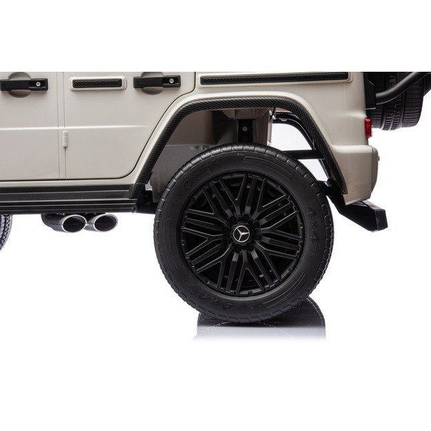 Dvivietis elektrinis visureigis vaikams Mercedes Benz G63 AMG XXL, baltas