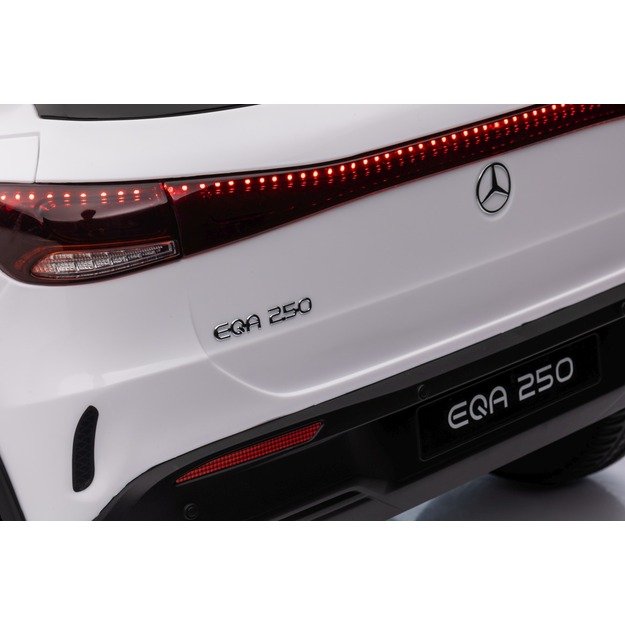 Vienvietis elektrinis džipas vaikams Mercedes Benz EQA 250, baltas