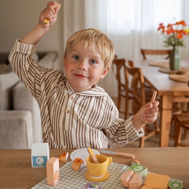 Medinis pikniko rinkinys vaikams su pjaustomais vaisiai, TOOKY TOY 6