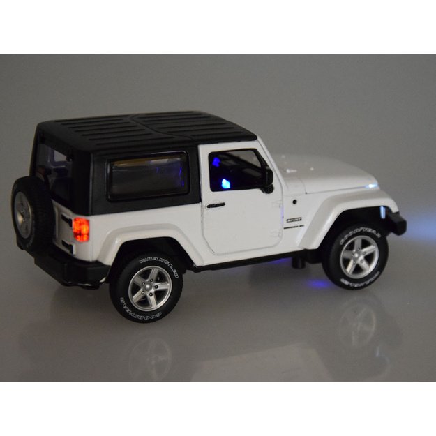 Žaislinis metalinis visureigis Jeep Wrangler 1:32, baltas