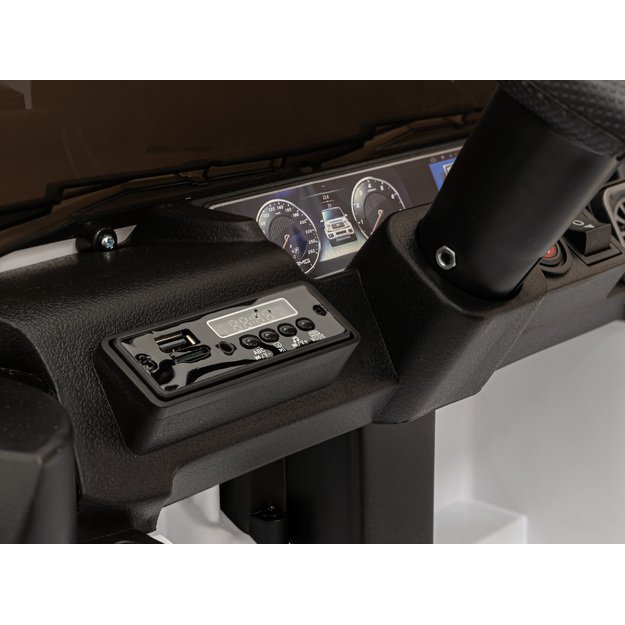 Vienvietis elektrinis džipas vaikams Mercedes AMG G63, baltas