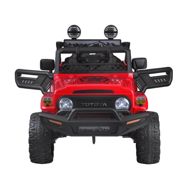 Vienvietis elektrinis džipas Toyota FJ Cruiser, raudonas