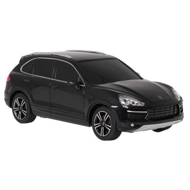 Nuotoliniu būdu valdomas Porsche Cayenne Turbo automobilis, juodas