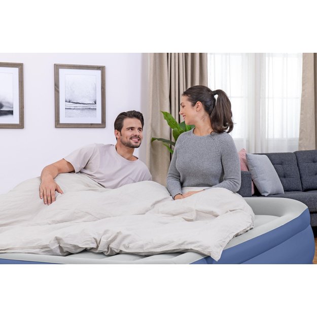Pripučiamas dvivietis čiužinys 203x193x56cm su įmontuota pompa, Bestway 67692