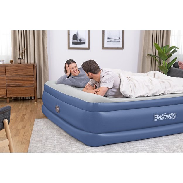 Pripučiamas dvivietis čiužinys 203x193x56cm su įmontuota pompa, Bestway 67692