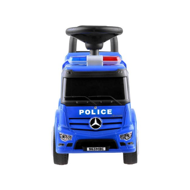 Paspiriamas policijos automobilis, mėlynas