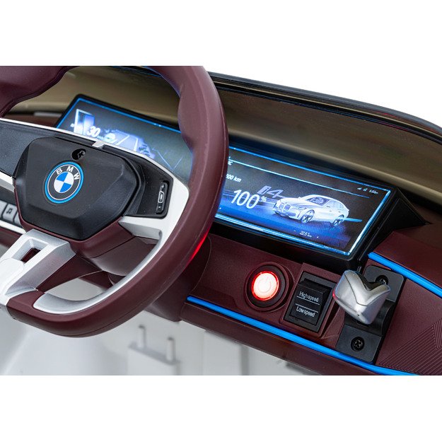 Vienvietis elektromobilis BMW I4, baltas