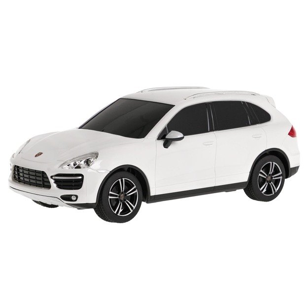 Nuotoliniu būdu valdomas Porsche Cayenne Turbo automobilis, baltas
