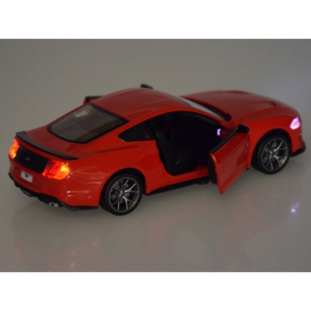 Metalinis Ford Mustang GT automobilis su garso ir šviesos efektais 