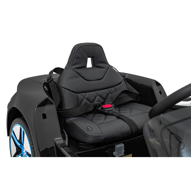 Vienvietis elektromobilis BMW I4, juodas