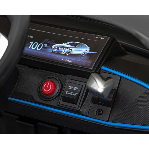 Vienvietis elektromobilis BMW I4, juodas
