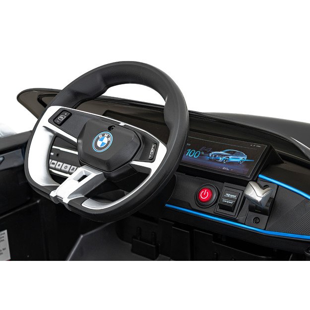 Vienvietis elektromobilis BMW I4, juodas