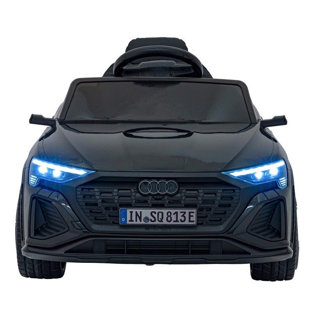 Vienvietis elektromobilis Audi SQ8, juodas