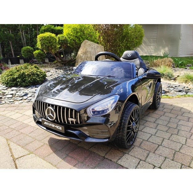Vienvietis elektromobilis vaikams Mercedes AMG GT R, juodas