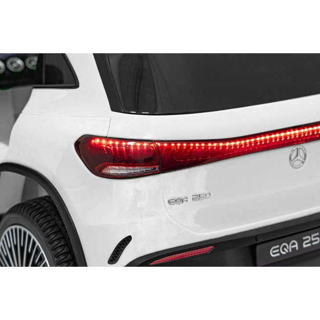 Vienvietis elektrinis džipas vaikams Mercedes Benz EQA 250, baltas