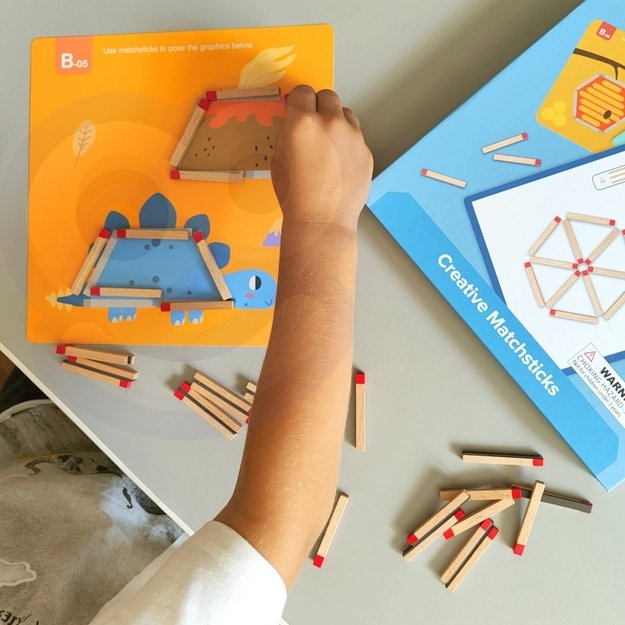 Mediniai magnetiniai degtukai Tooky Toy 24