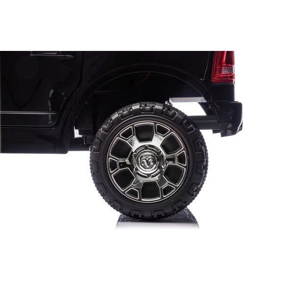 Dvivietis elektromobilis Dodge RAM 3500 4x4, juodas