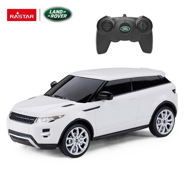 Nuotoliniu būdu valdomas Range Rover Evoque automobilis, baltas