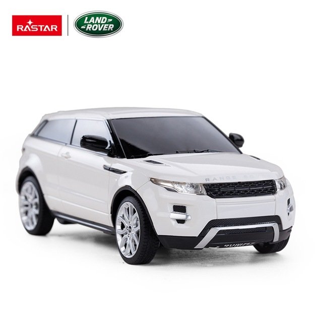 Nuotoliniu būdu valdomas Range Rover Evoque automobilis, baltas