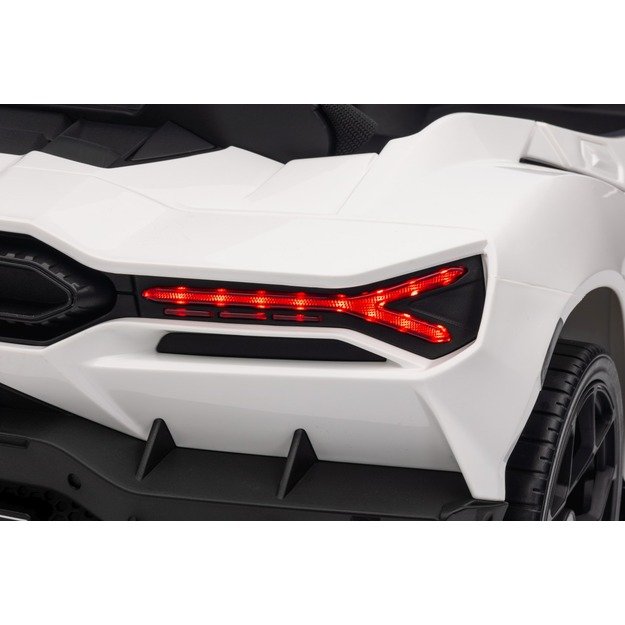 Vienvietis elektromobilis vaikams Lamborghini Revuelto, baltas