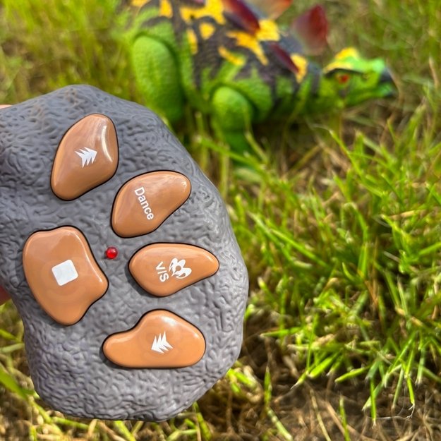 Nuotoliniu būdu valdomas dinozauras “Stegosaurus”, WOOPIE 4