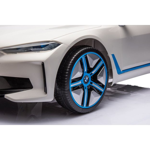 Vienvietis elektromobilis vaikams BMW I4 4x4, baltas 8
