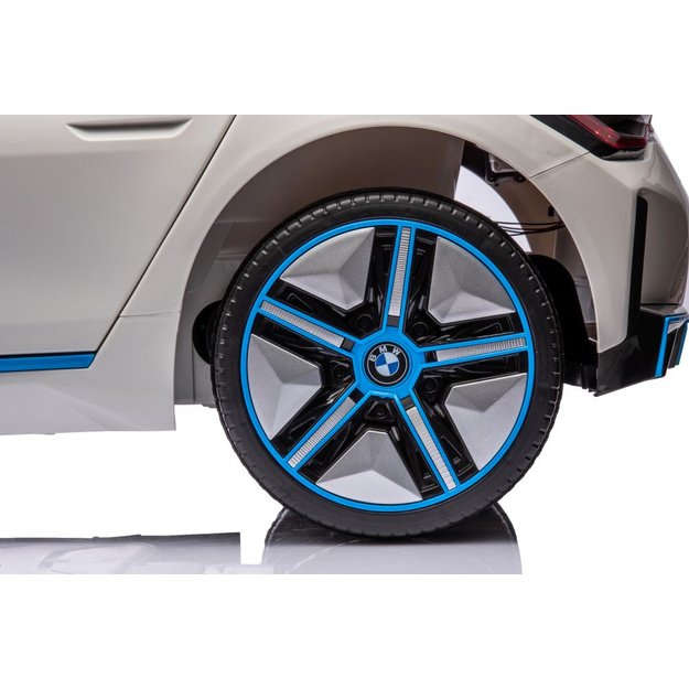 Vienvietis elektromobilis vaikams BMW I4 4x4, baltas 7