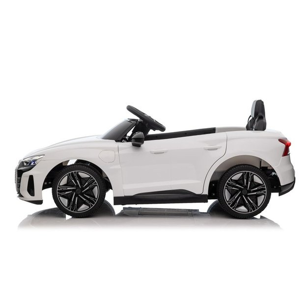Vienvietis elektromobilis Audi E-Tron GT QLS-6888, baltas