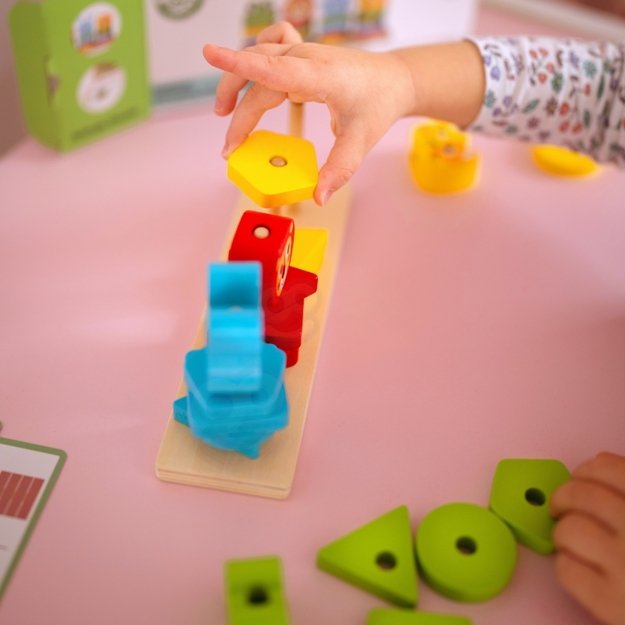 Medinė Montessori gyvūnų dėlionė 27 el. WOOPIE GREEN
