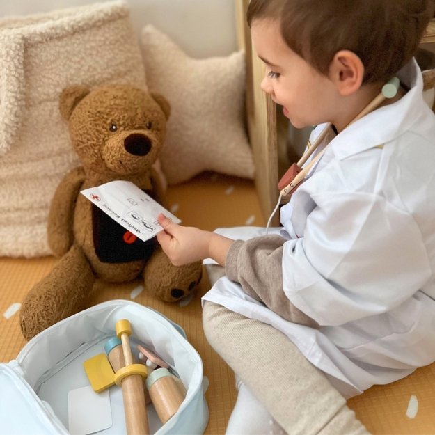 Medinis daktaro rinkinys vaikams dėkle, TOOKY TOY