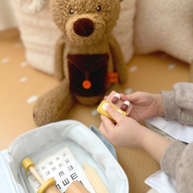 Medinis daktaro rinkinys vaikams dėkle, TOOKY TOY