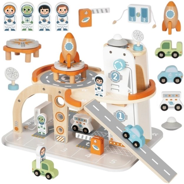 Medinė kosminė stotis su automobilių stovėjimo aikštele, TOOKY TOY