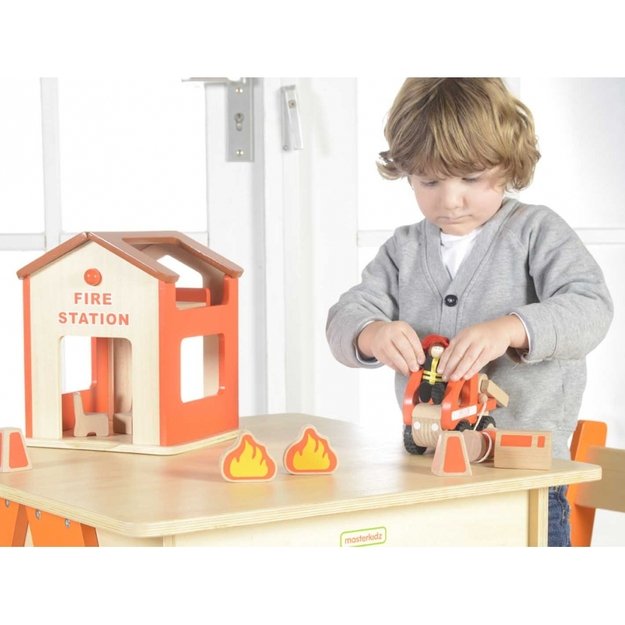 Medinė gaisrinė stotis su priedais, Masterkidz 5