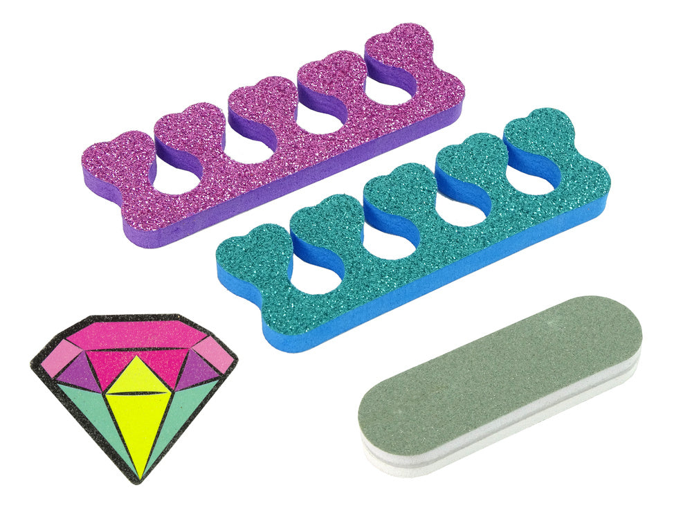 Manikiūro rinkinys su dirbtinėmis nagų formelėmis