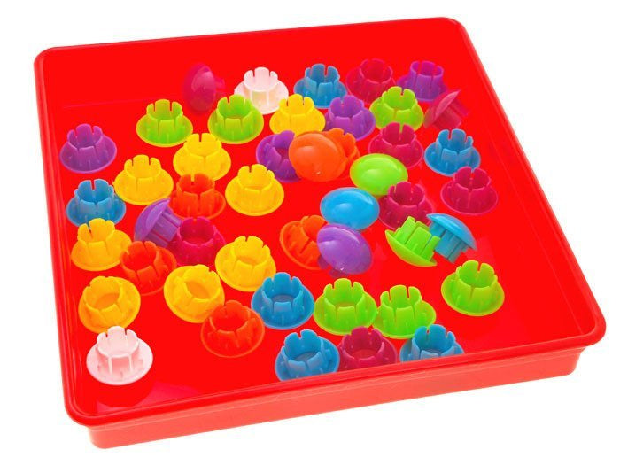 Kūrybinė mozaika su nuotraukomis ir segtukais