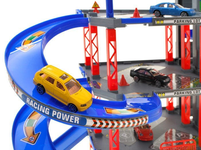 Daugiaaukštė automobilių stovėjimo aikštelė su priedais