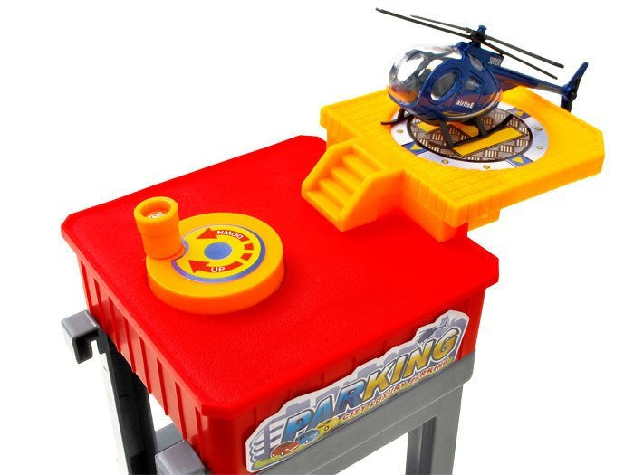 Daugiaaukštė automobilių stovėjimo aikštelė su priedais